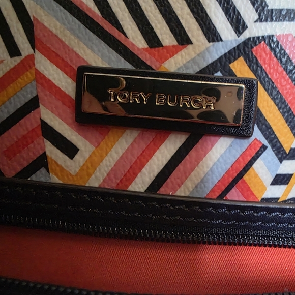 Tory Burch Kerrington T Print Tote - Picture 7 of 15